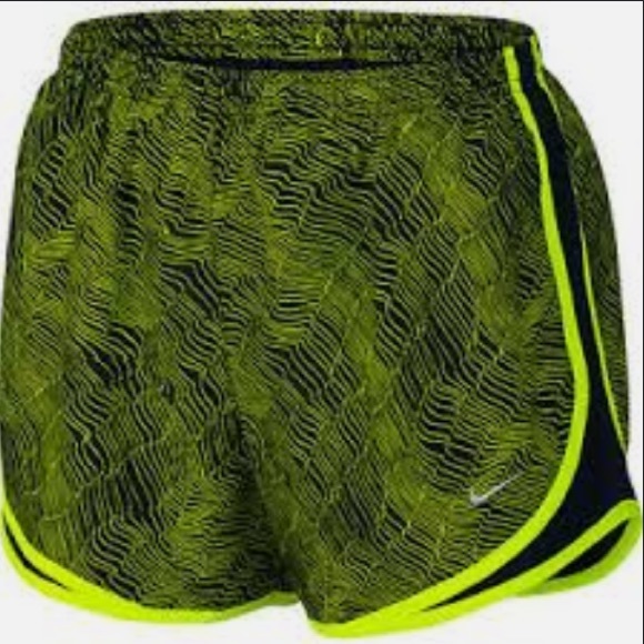 Nike Dri-Fit Patterned Athletic Shorts - Picture 5 of 5